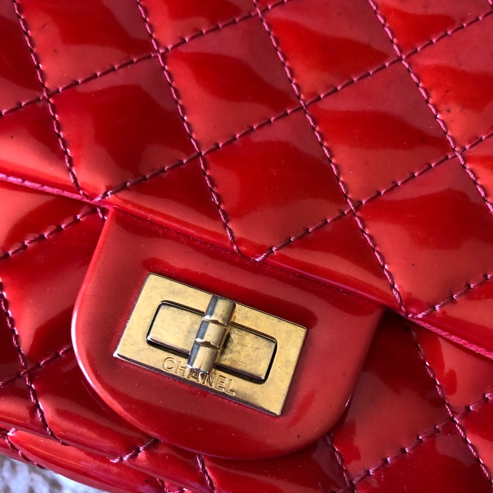 Classic Auth Chanel Bag!😍 - Picture 4 of 15